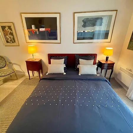 Апартаменты Grand T2 Plein Centre Historique Avec Ascenseur