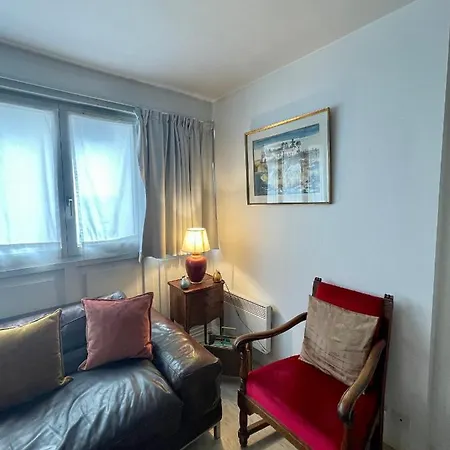 Grand T2 Plein Centre Historique Avec Ascenseur Апартаменты